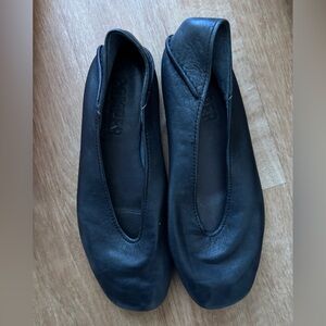 Camper Casi Myra Ballet Flats Black Leather Women’s   36